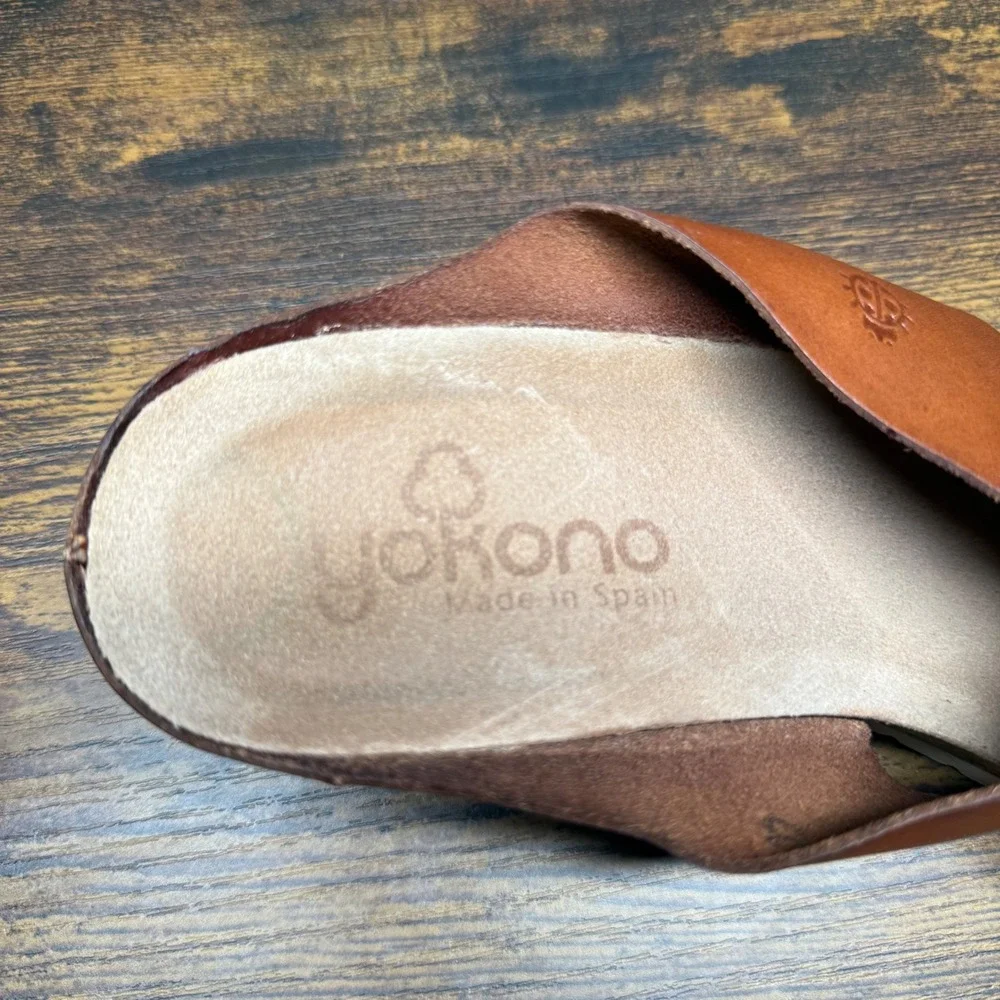 Yokono Brown Leather Wedge Sandals Size 8 Made in Spain Criss Cross Slide Mule
